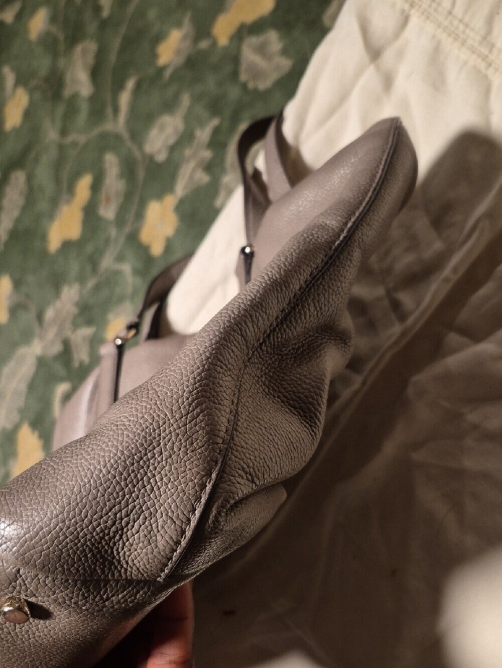 kate spade pebble leather embossed tote in taupe gray - Picture 3 of 9